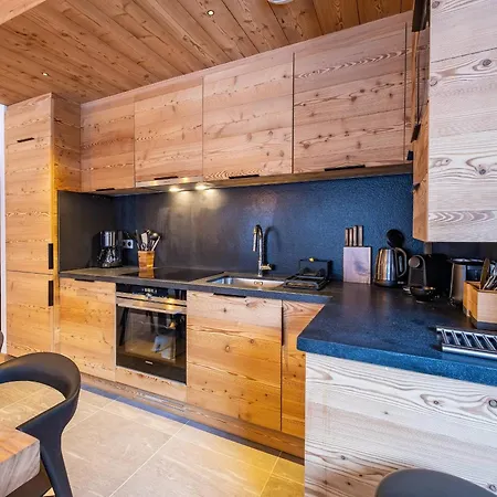 Neuf 4* Meribel-mottaret - 85m², 6 Pers, Balcon, Jardin, Garage - Proche Pistes Et Commerces - Fr-1-355-212