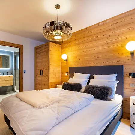 Neuf 4* Meribel-mottaret - 85m², 6 Pers, Balcon, Jardin, Garage - Proche Pistes Et Commerces - Fr-1-355-212 アパート Les Allues